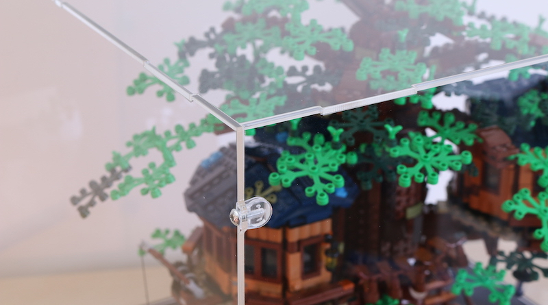 Exclusive iDisplayit discount back in Brick Fanatics Magazine