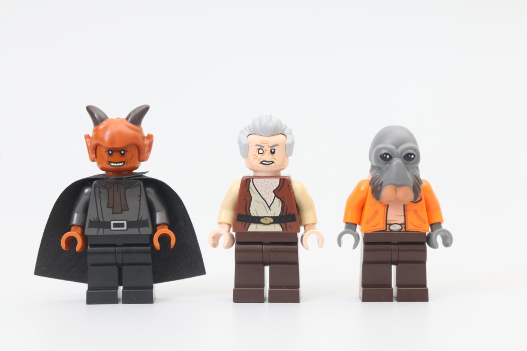 LEGO Star Wars 75290 Mos Eisley Cantina review 1