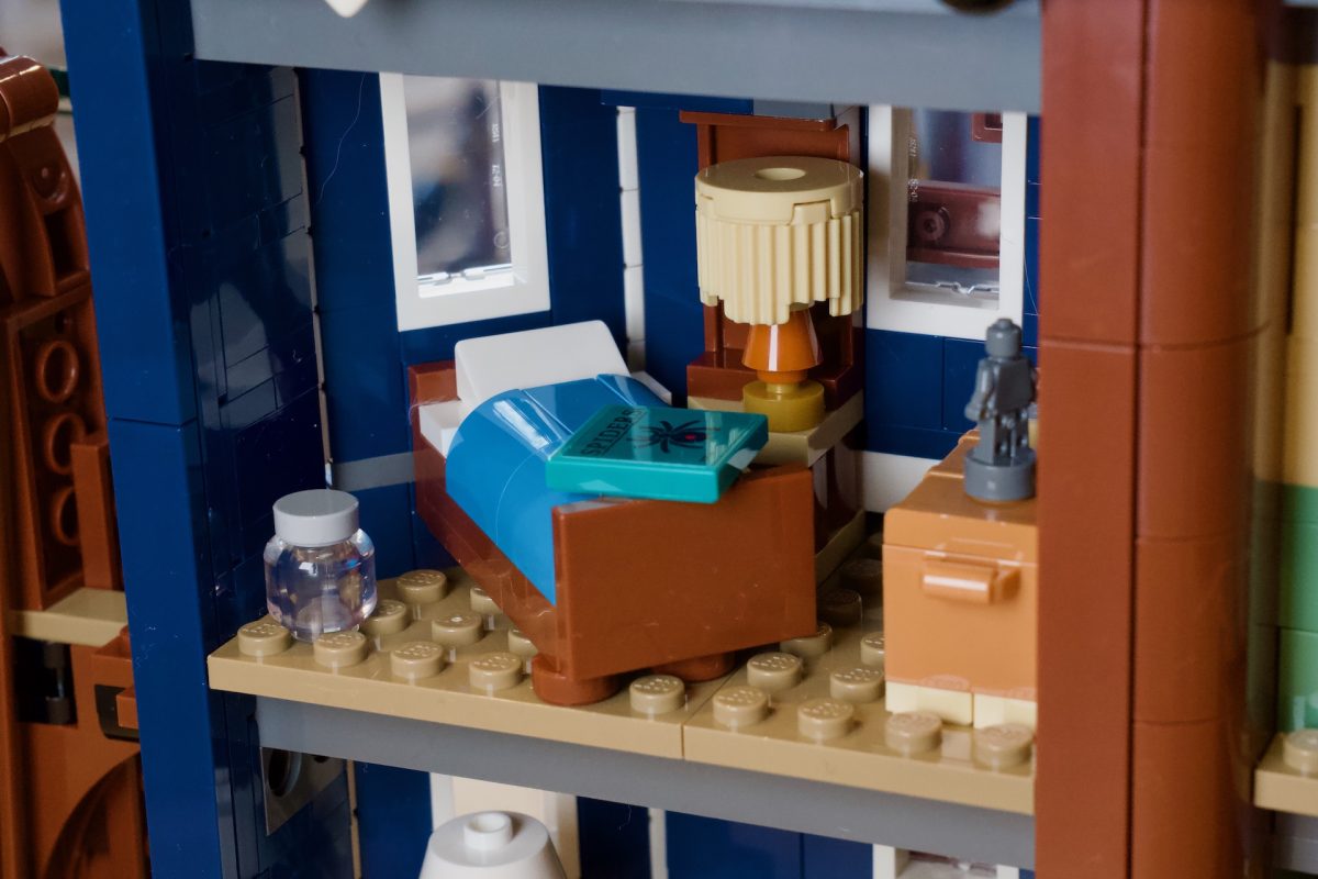 LEGO Icons 11370 Stranger Things The Creel House review 21 1200x800