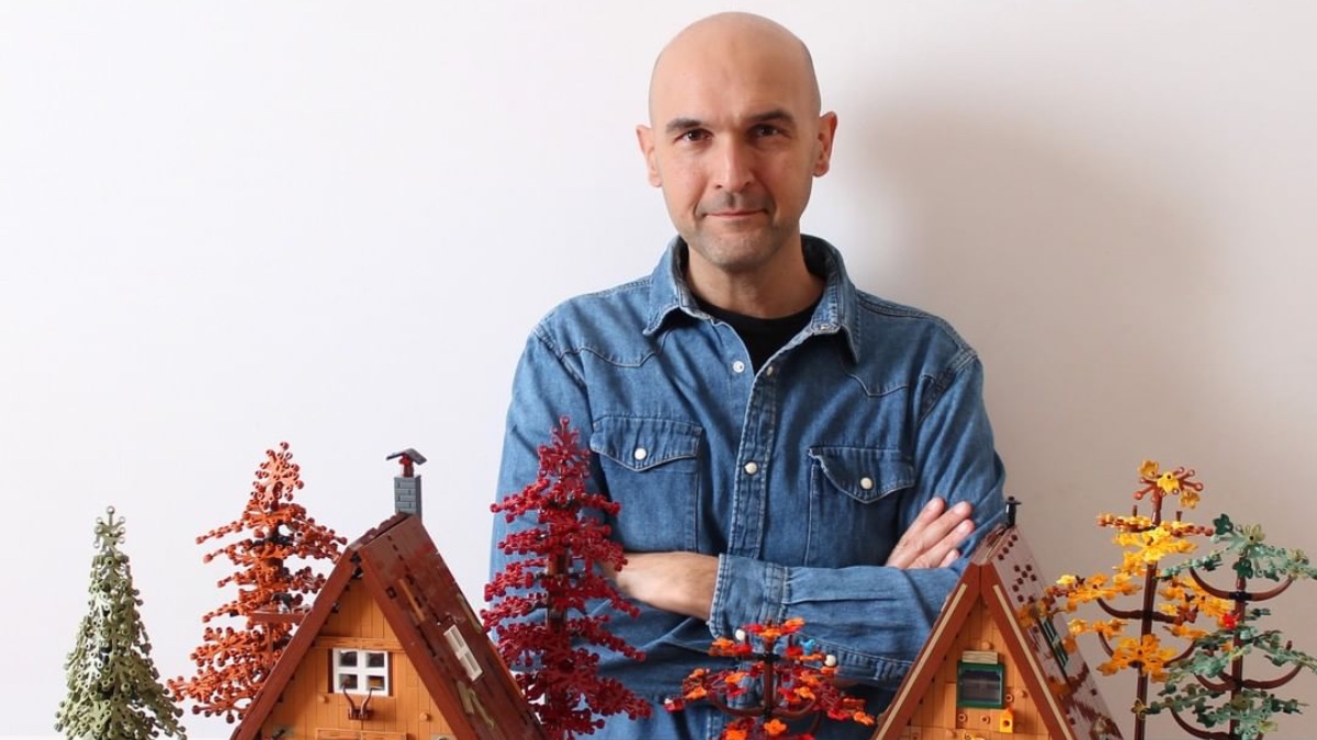 Last chance to get LEGO Ideas 21338 A-Frame Cabin signed by its designer
