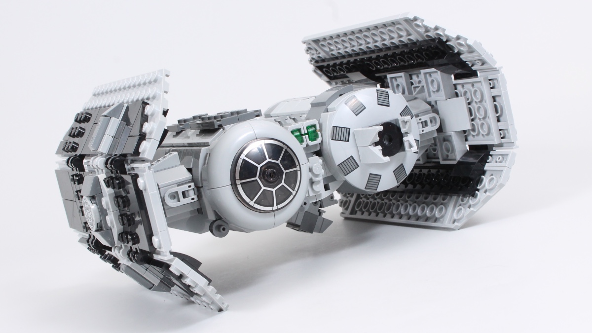 WATCH: Is the new LEGO Star Wars TIE Bomber any good?