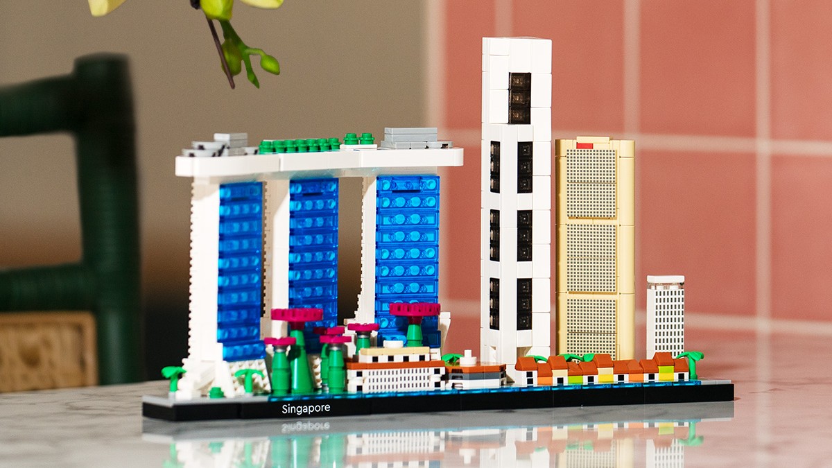 First LEGO Architecture 2022 set revealed with a Singapore skyline
