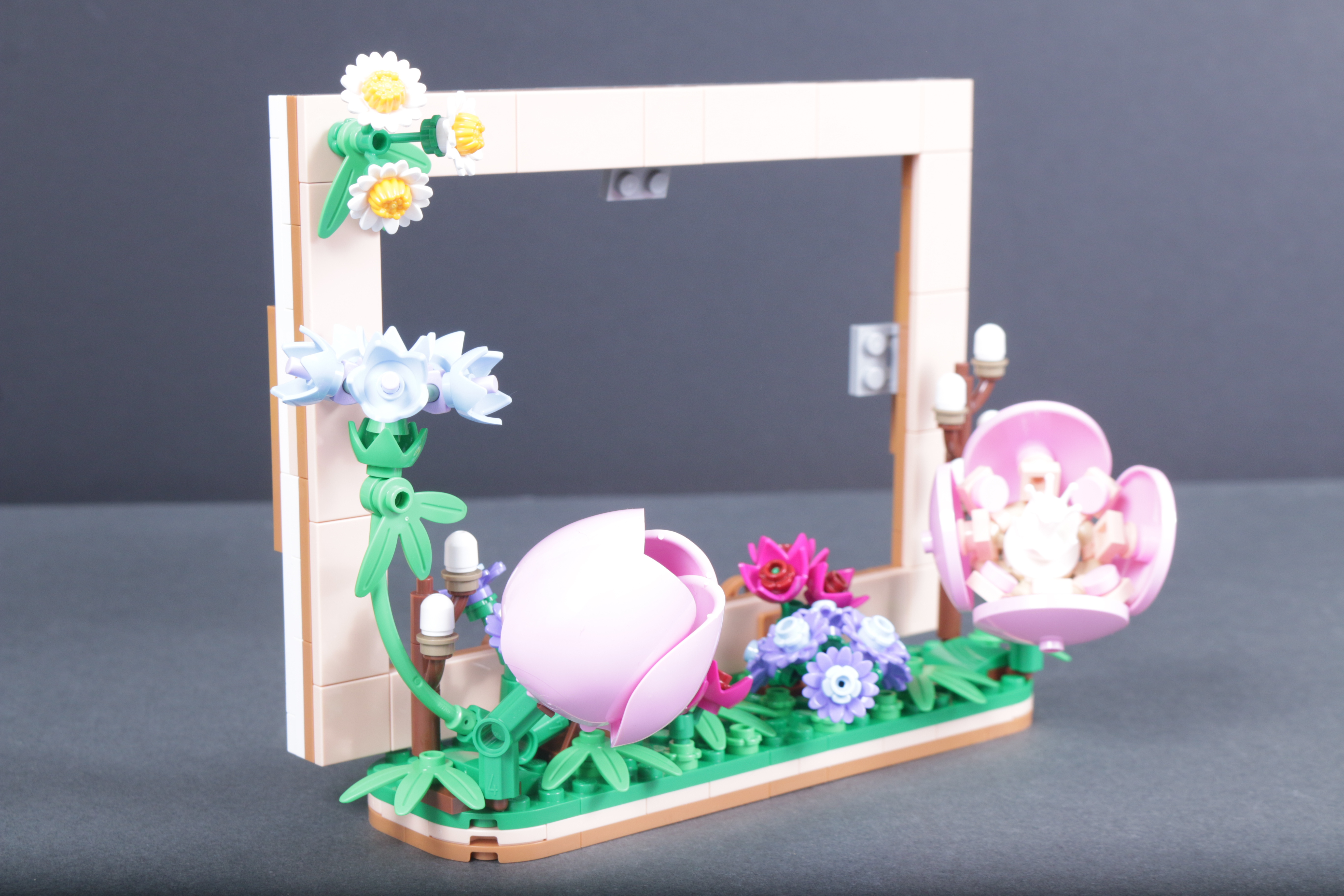 LEGO Botanicals 40916 Floral Picture Frame GWP review 3