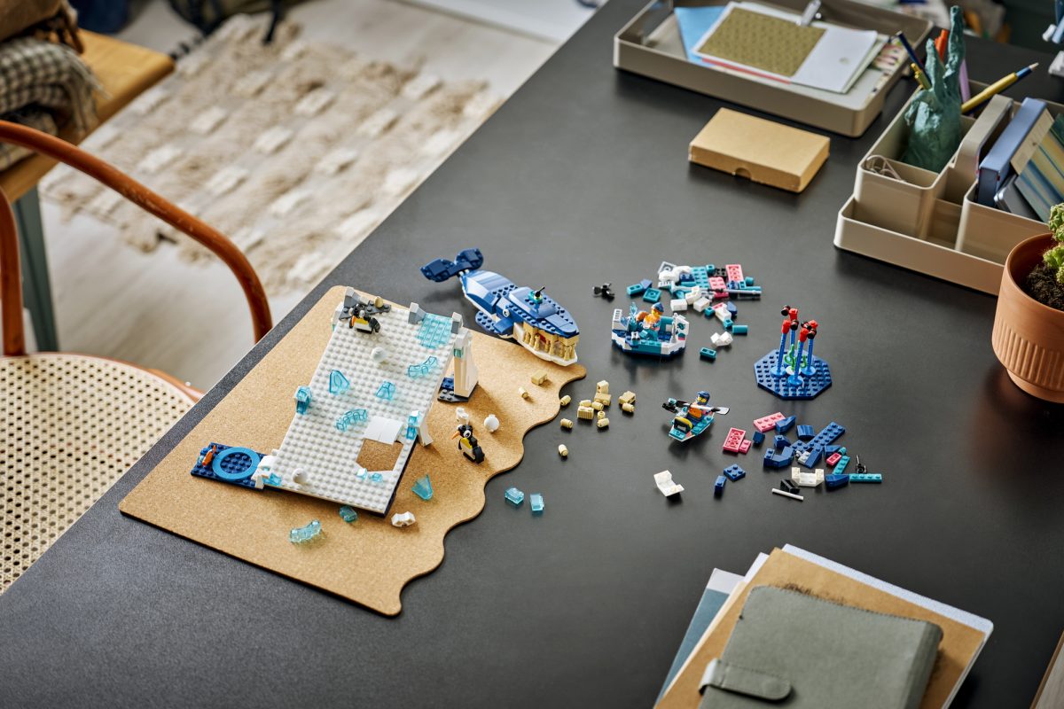 lego education 45201 Antarctic Animals Science Kit 4 1200x800