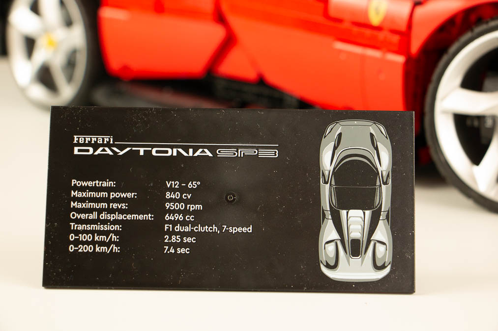LEGO Technic 42143 Ferrari Daytona SP3 43