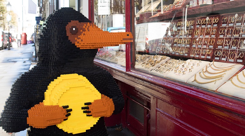 LEGO Nifflers in London to celebrate Fantastic Beasts: The Crimes of Grindelwald release