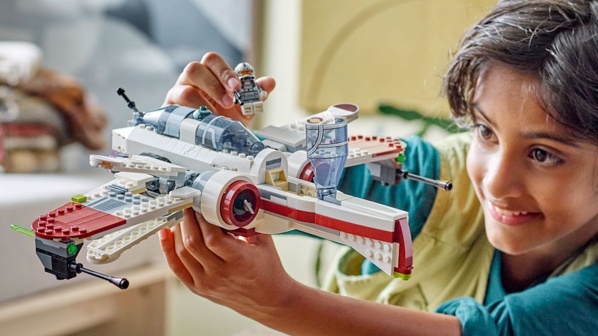 More LEGO 2025 sets facing stock issues, including ARC-170 and Tumbler