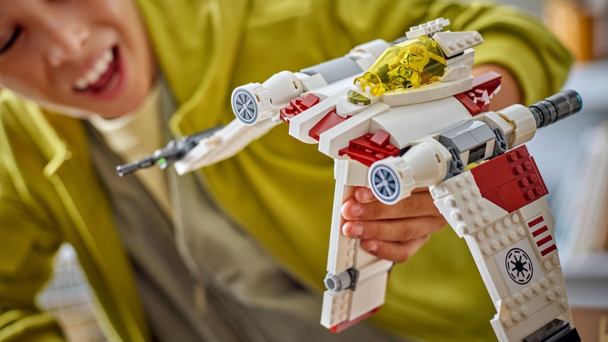 Two more LEGO Star Wars summer sets officially revealed