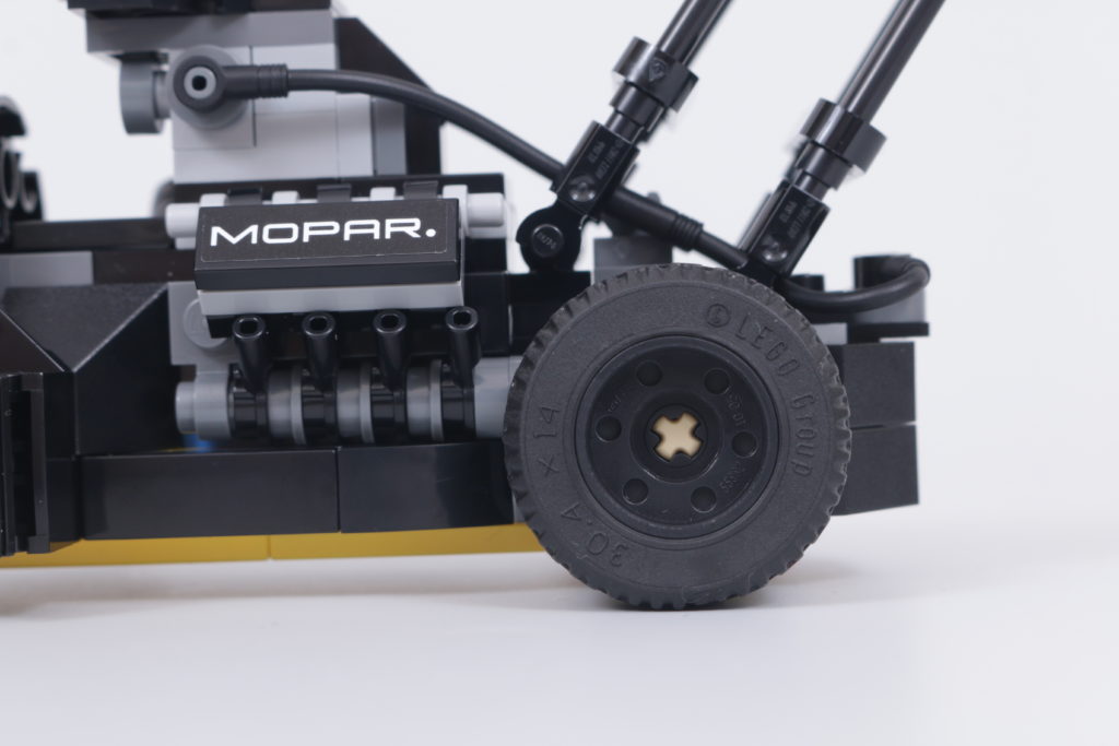 LEGO Speed Champions 76904 Mopar DodgeSRT Top Fuel Dragster and 1970 Dodge Challenger TA review 33