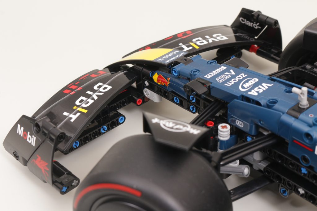 LEGO Technic 42206 Oracle Red Bull Racing RB20 F1 Car review 27 1024x683