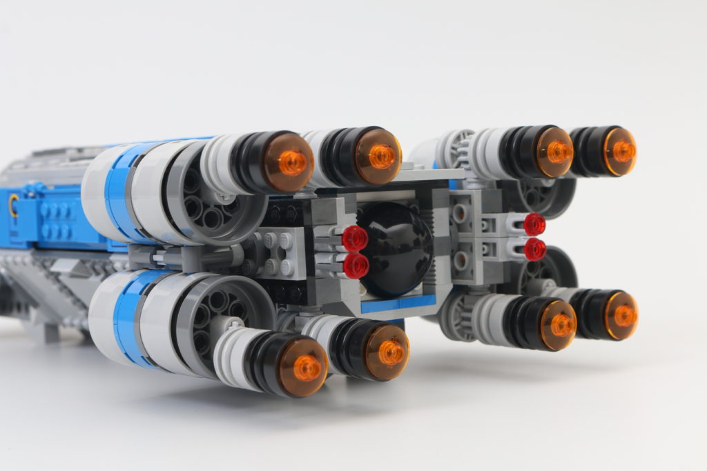 LEGO Star Wars 75293 Resistance I TS Transport review 14
