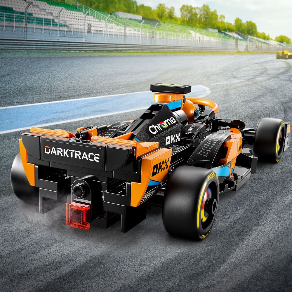 LEGO Speed Champions 76919 2023 McLaren Formula 1 Car 04