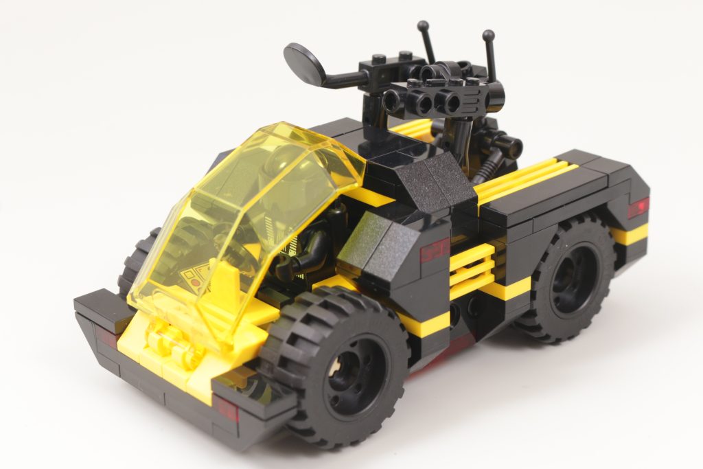 LEGO Icons 10355 Blacktron Renegade review 23 1024x683
