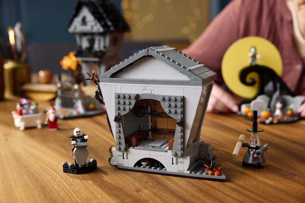 LEGO Ideas 21351 The Nightmare Before Christmas 19 1024x683