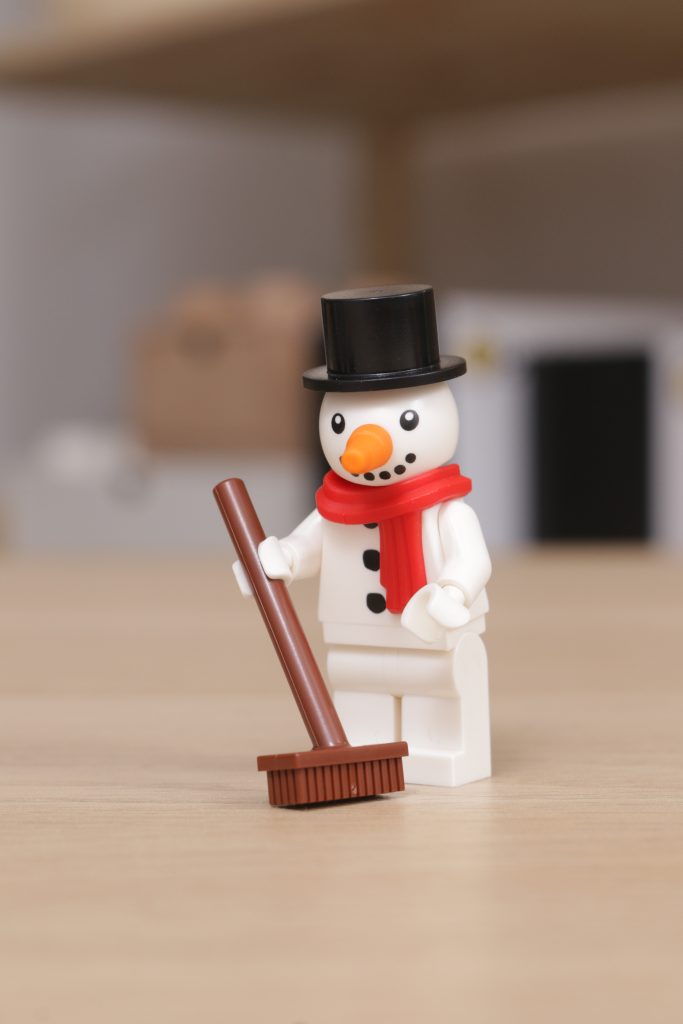 LEGO Minifigures 71034 Series 23 review 5 683x1024